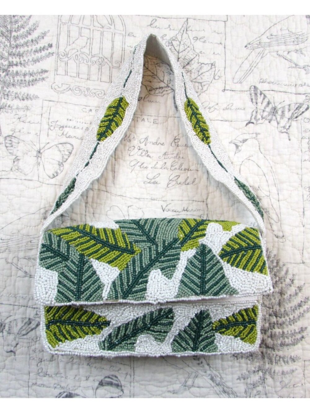 Euc Fun! Lulu’s White Green Leaf print Purse Hand Bag Gold